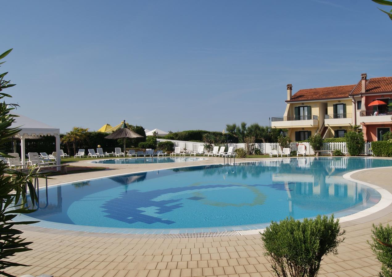 Appartamenti In Residence Portosole E Residence Tamerici Con Piscina-Cavallino Treporti Exteriör bild