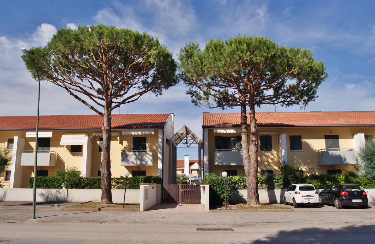 Appartamenti In Residence Portosole E Residence Tamerici Con Piscina-Cavallino Treporti Exteriör bild