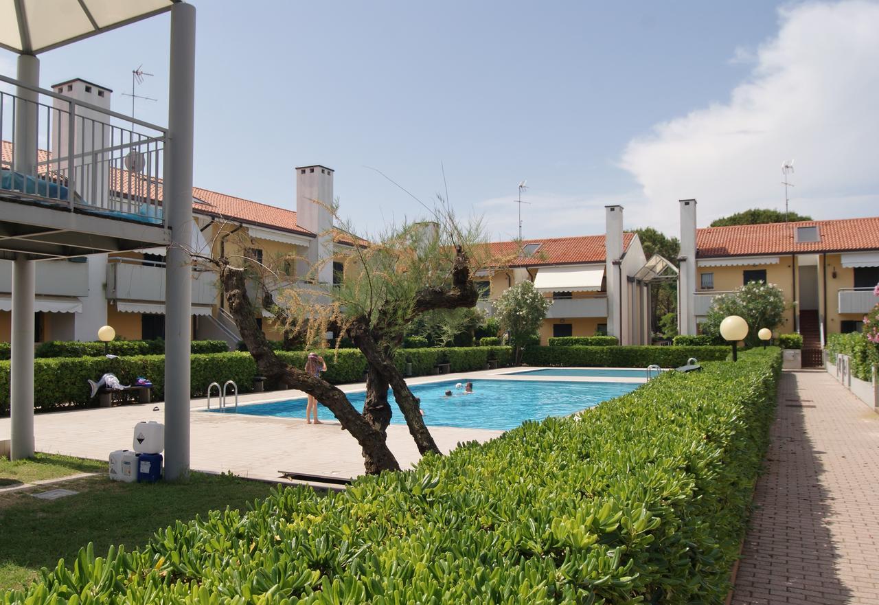 Appartamenti In Residence Portosole E Residence Tamerici Con Piscina-Cavallino Treporti Exteriör bild